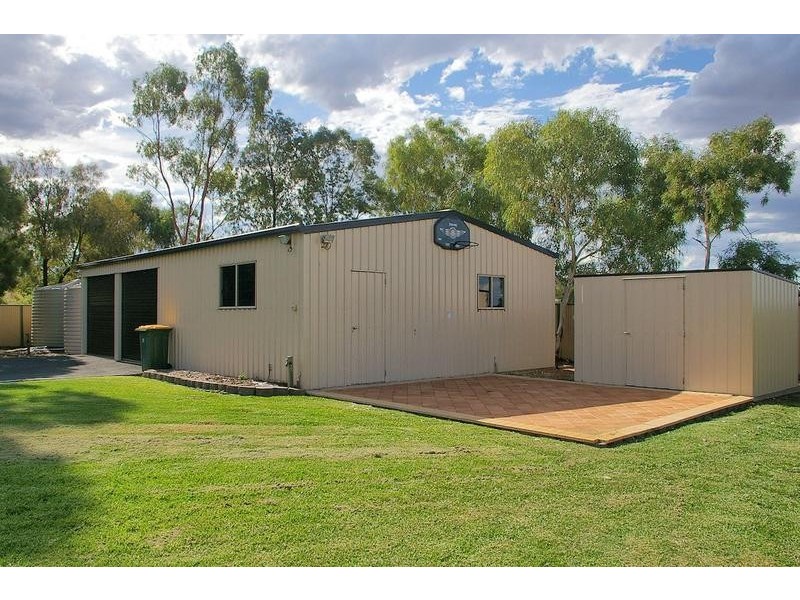 127 Blaxland Road, Dalby QLD 4405