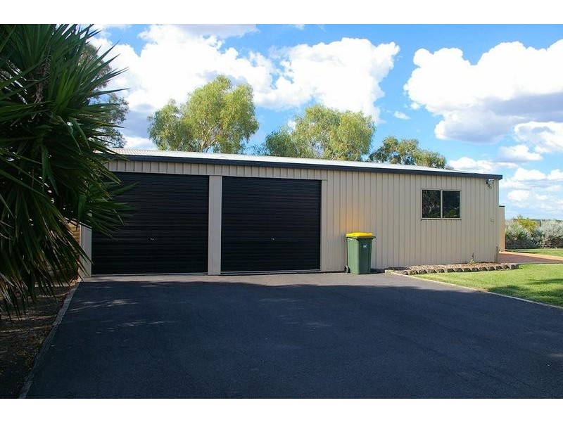 127 Blaxland Road, Dalby QLD 4405