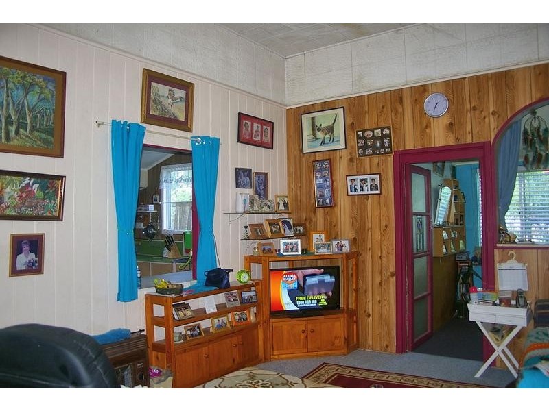 9 Blaxland Road, Dalby QLD 4405