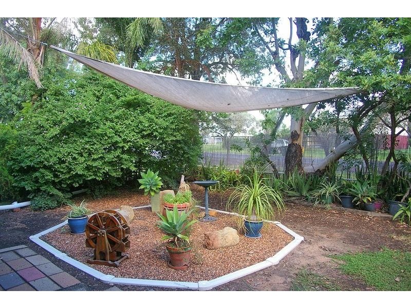 9 Blaxland Road, Dalby QLD 4405