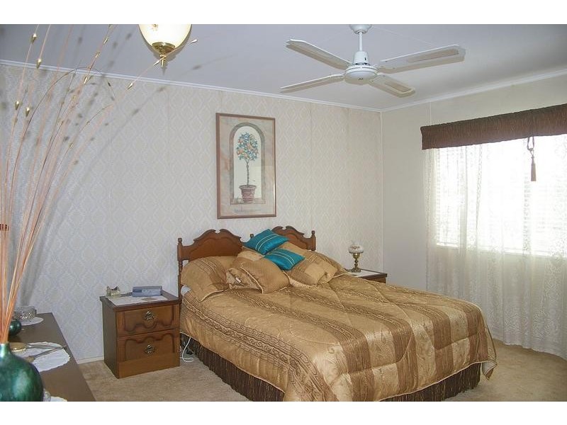 11 Geisel Street, Dalby QLD 4405