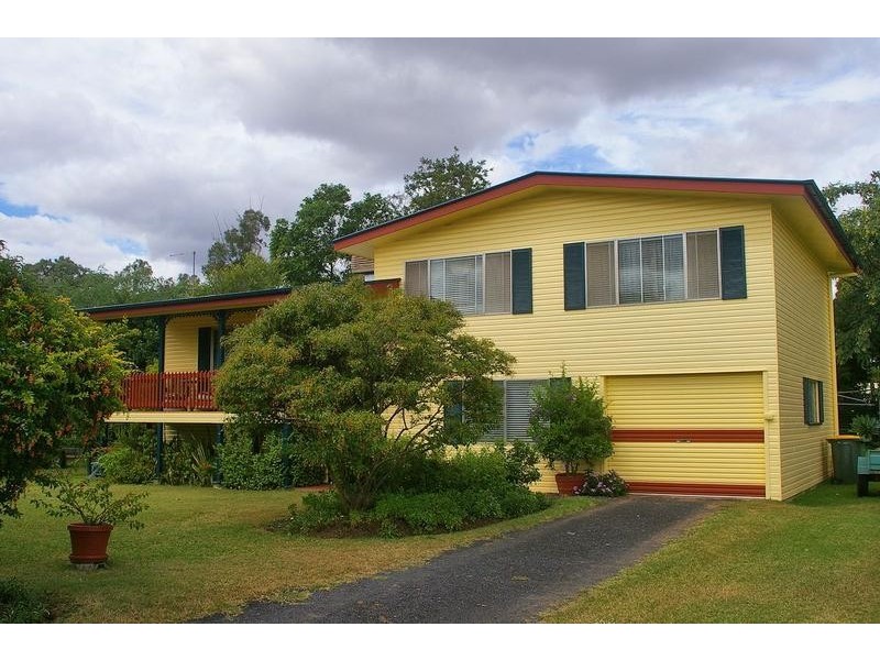 11 Geisel Street, Dalby QLD 4405