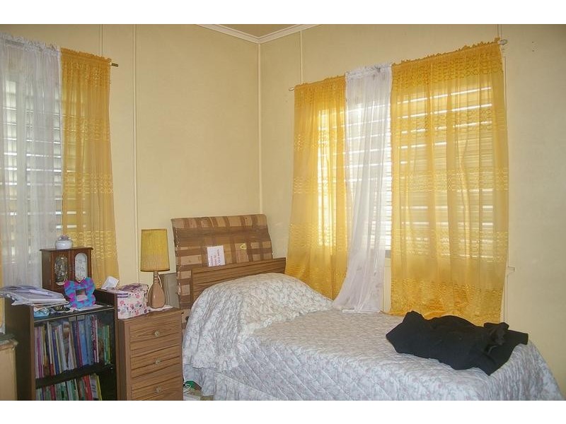 16 Palmer Street, Dalby QLD 4405