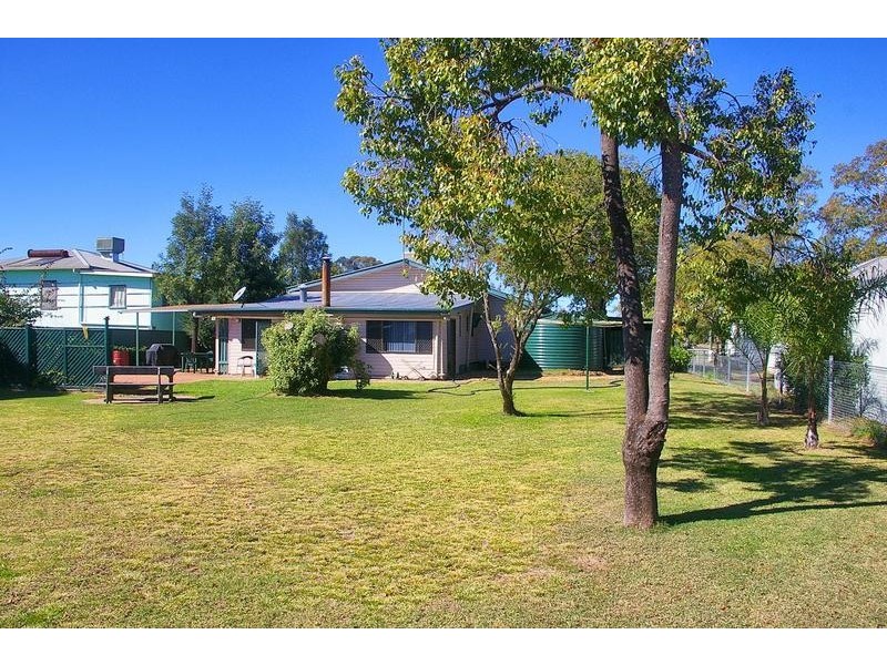 26 Pratten Street, Dalby QLD 4405