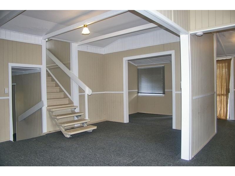 5 Winifred Street, Dalby QLD 4405