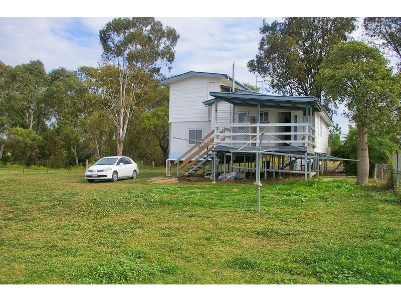 5 Winifred Street, Dalby QLD 4405