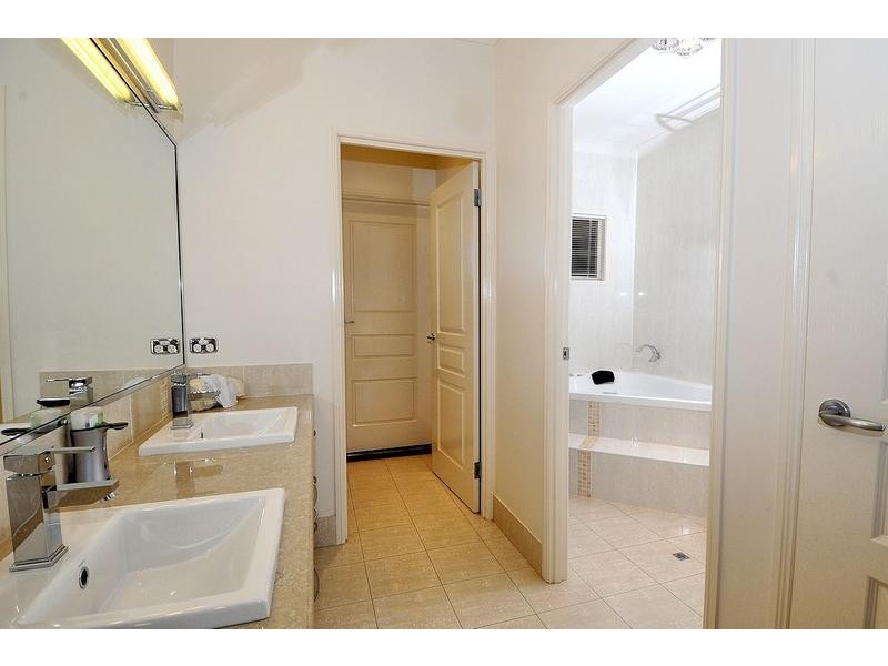 84 Southern Cross Drive, Dalby QLD 4405