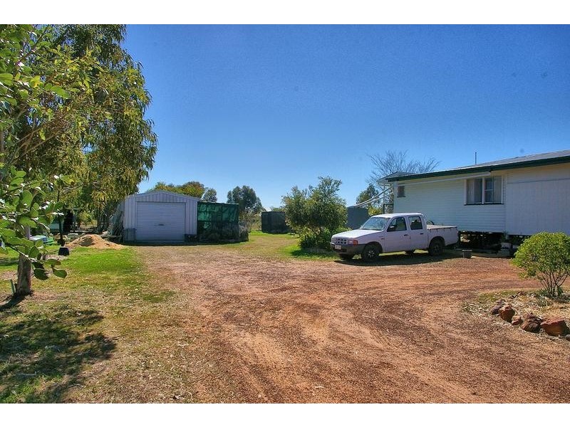39 Thrupps Access Road, Dalby QLD 4405