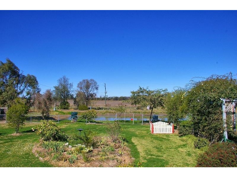 39 Thrupps Access Road, Dalby QLD 4405