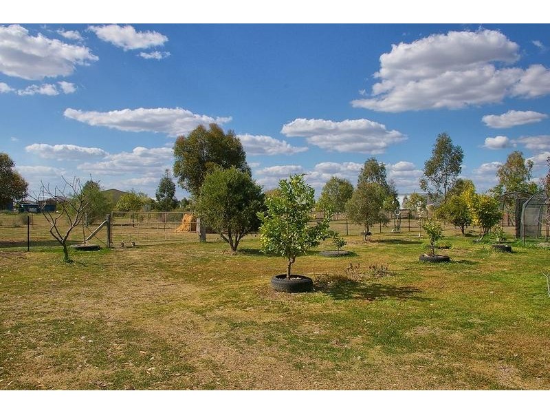 39 Thrupps Access Road, Dalby QLD 4405