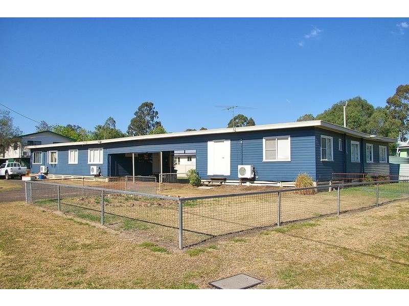 Units 1-4, 9 Bagot Street, Dalby QLD 4405