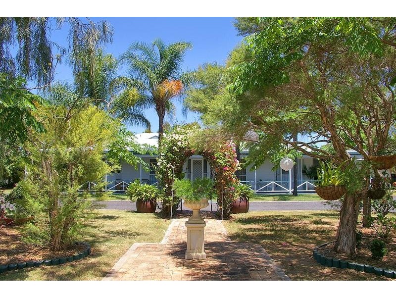 54 Spring Creek Drive, Dalby QLD 4405