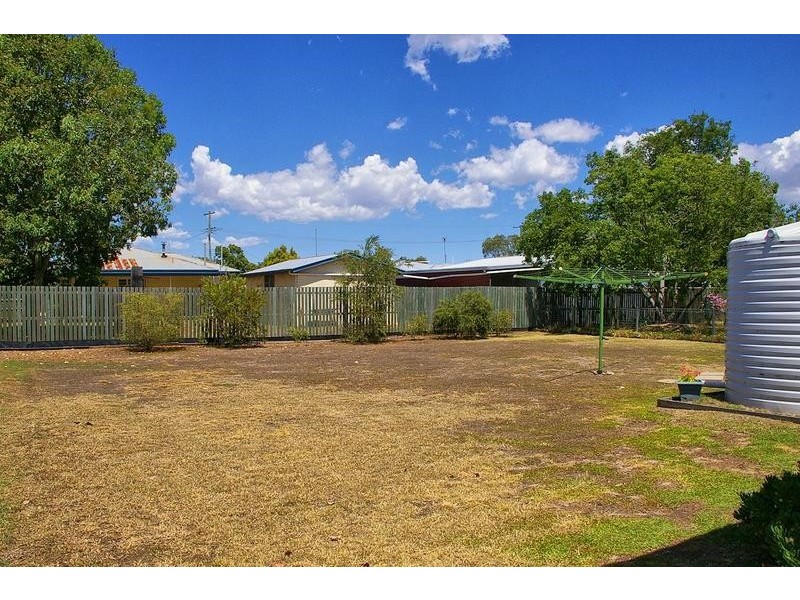 20 Knox Street, Dalby QLD 4405
