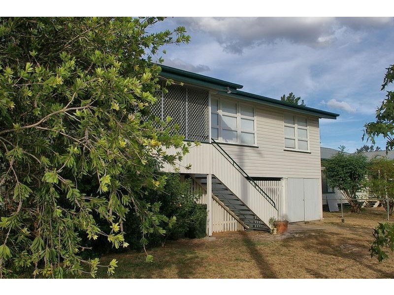 43 Palmer Street, Dalby QLD 4405
