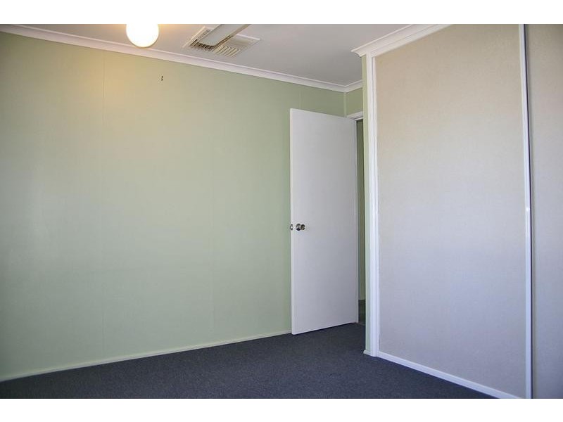 31 College Crescent, Dalby QLD 4405