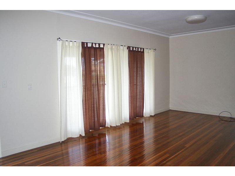 98 Hedge Road, Dalby QLD 4405