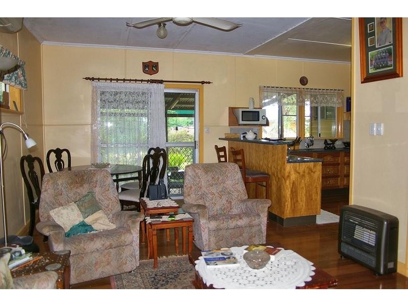 6 Adcock Street, Dalby QLD 4405