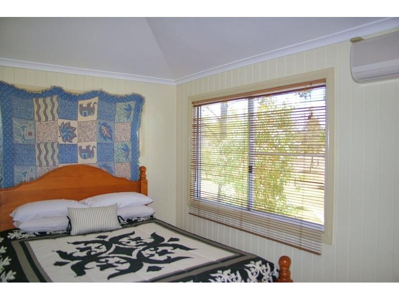 70 Mahon Street, Dalby QLD 4405