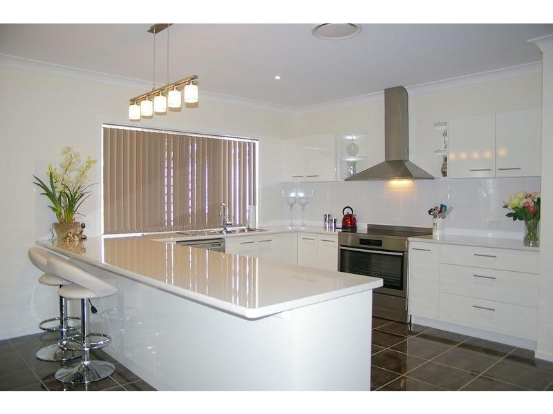 34 Hustons Place, Dalby QLD 4405