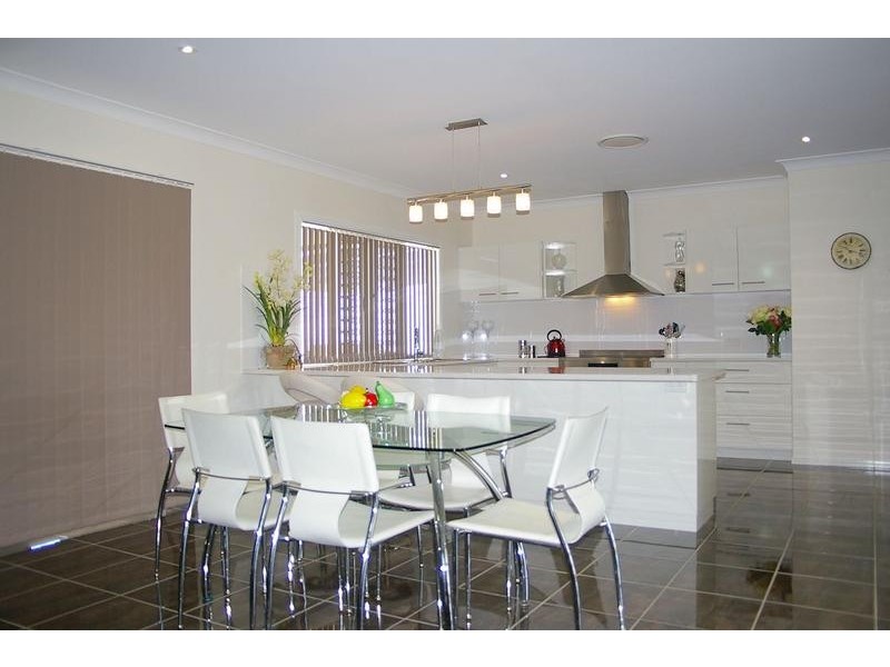 34 Hustons Place, Dalby QLD 4405