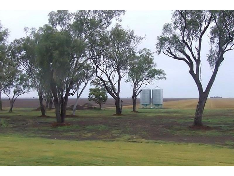 34 Hustons Place, Dalby QLD 4405