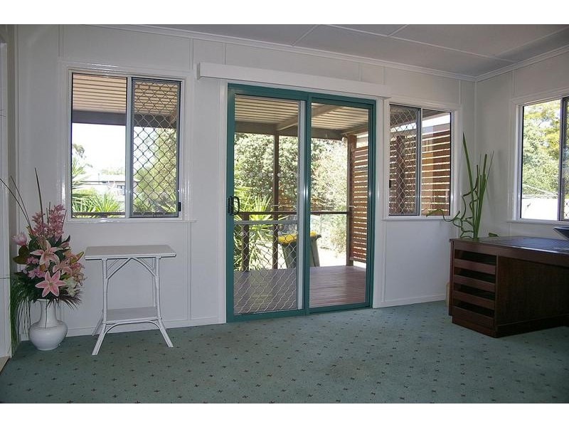 77 Edward Street, Dalby QLD 4405