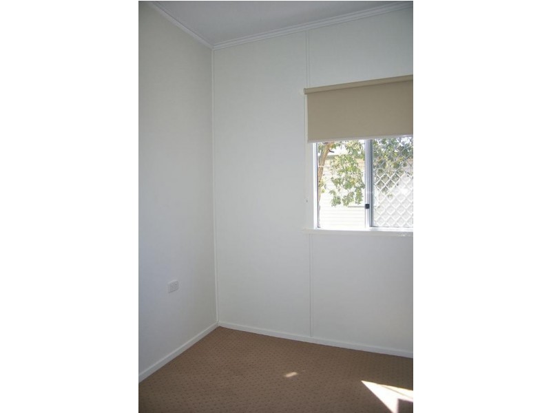 77 Edward Street, Dalby QLD 4405