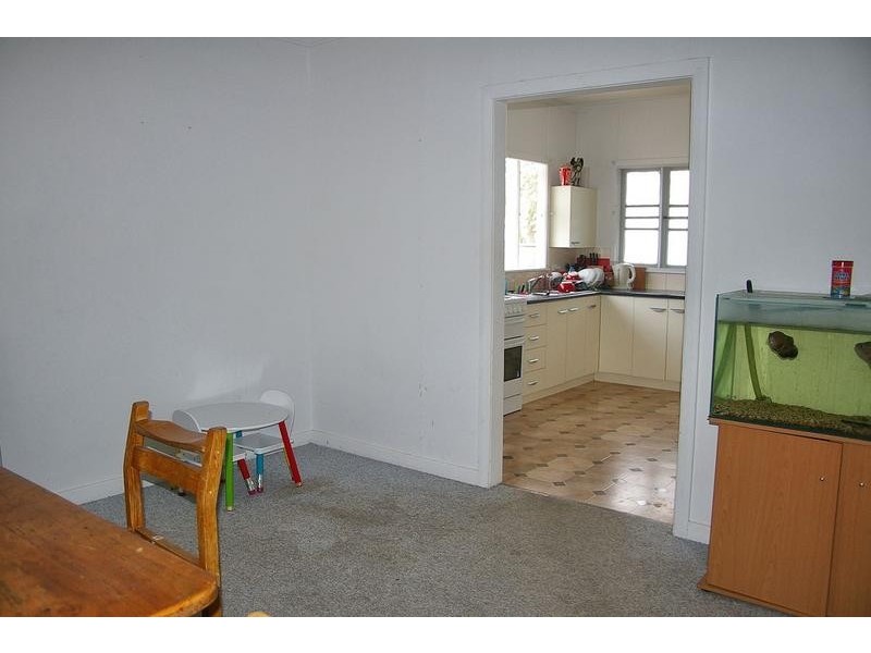 90 Orpen Street, Dalby QLD 4405