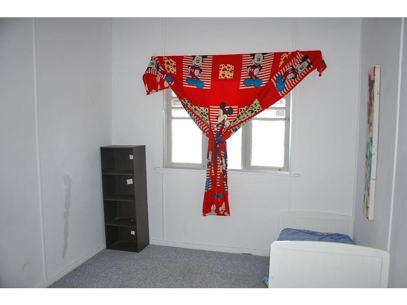 90 Orpen Street, Dalby QLD 4405