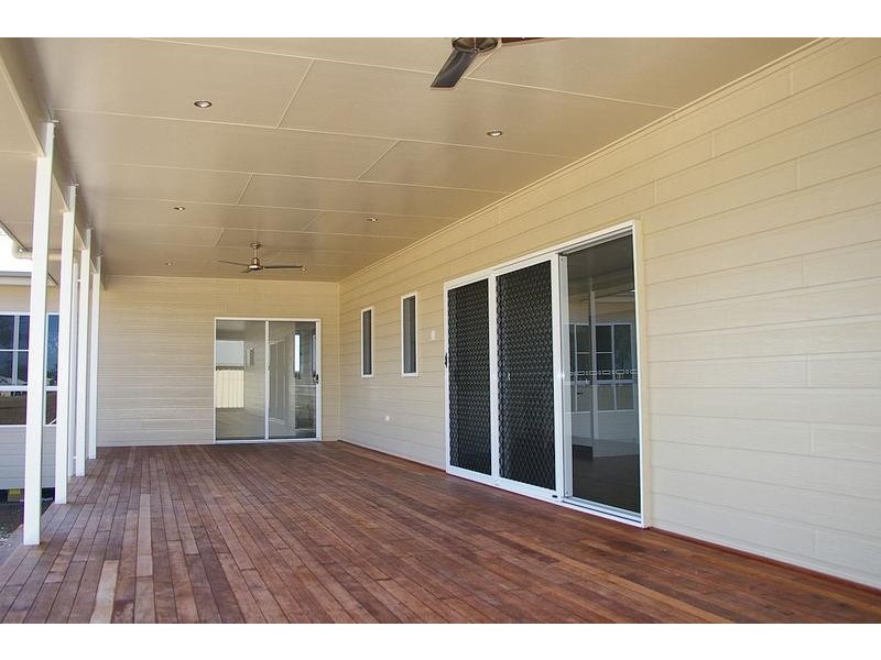 Lot 205 Sandalwood Avenue East, Dalby QLD 4405