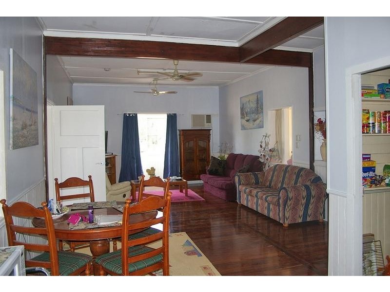 9 O’ Keefe Street, Dalby QLD 4405