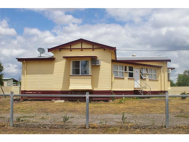 9 O’ Keefe Street, Dalby QLD 4405