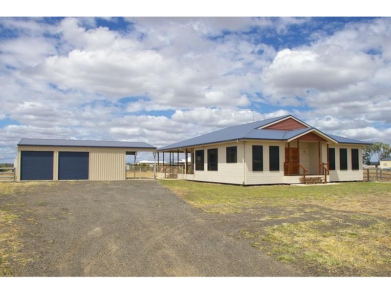 18 Argyle Court, Dalby QLD 4405