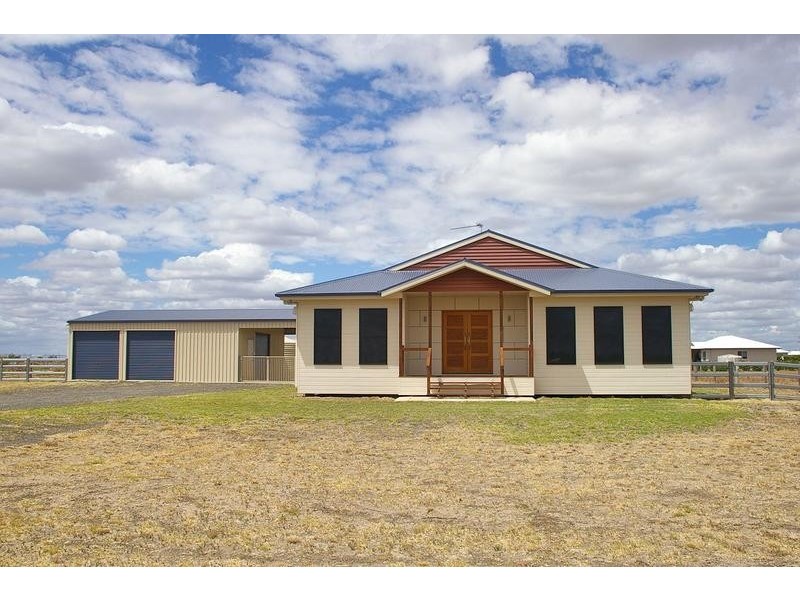 18 Argyle Court, Dalby QLD 4405