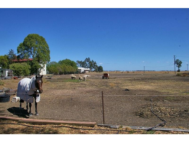 2 Aerodrome Road, Dalby QLD 4405