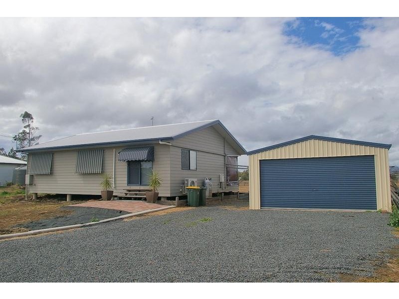 89 Mahon Street, Dalby QLD 4405