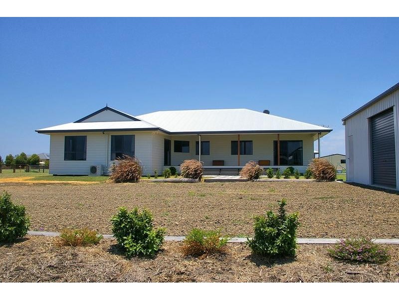37 Diamond Drive, Dalby QLD 4405