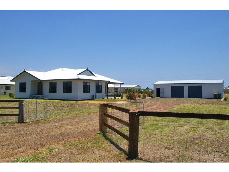 37 Diamond Drive, Dalby QLD 4405