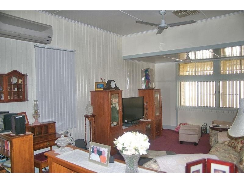 16 Annie Street, Dalby QLD 4405