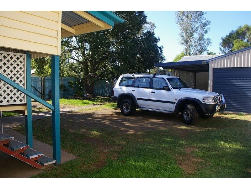 16 Annie Street, Dalby QLD 4405