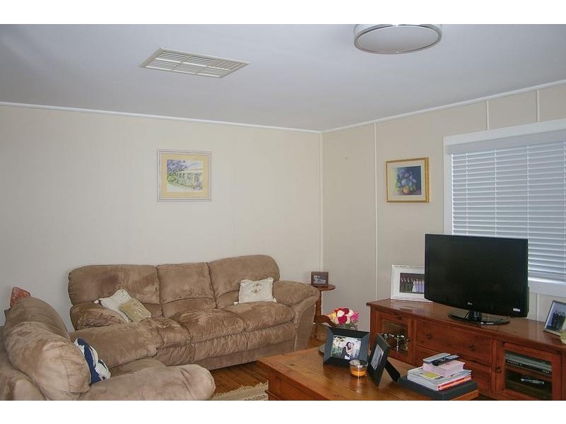 8 Hawthorne Street, Dalby QLD 4405