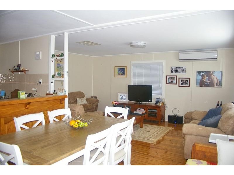 8 Hawthorne Street, Dalby QLD 4405