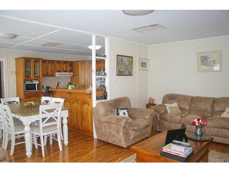 8 Hawthorne Street, Dalby QLD 4405