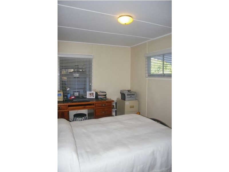 8 Hawthorne Street, Dalby QLD 4405