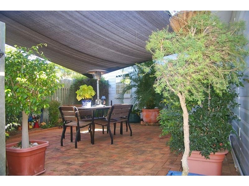 8 Hawthorne Street, Dalby QLD 4405