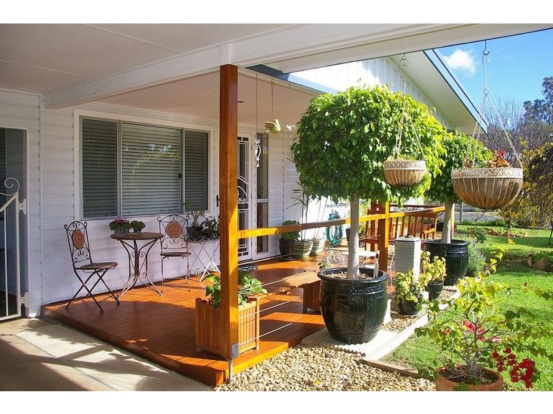 8 Hawthorne Street, Dalby QLD 4405