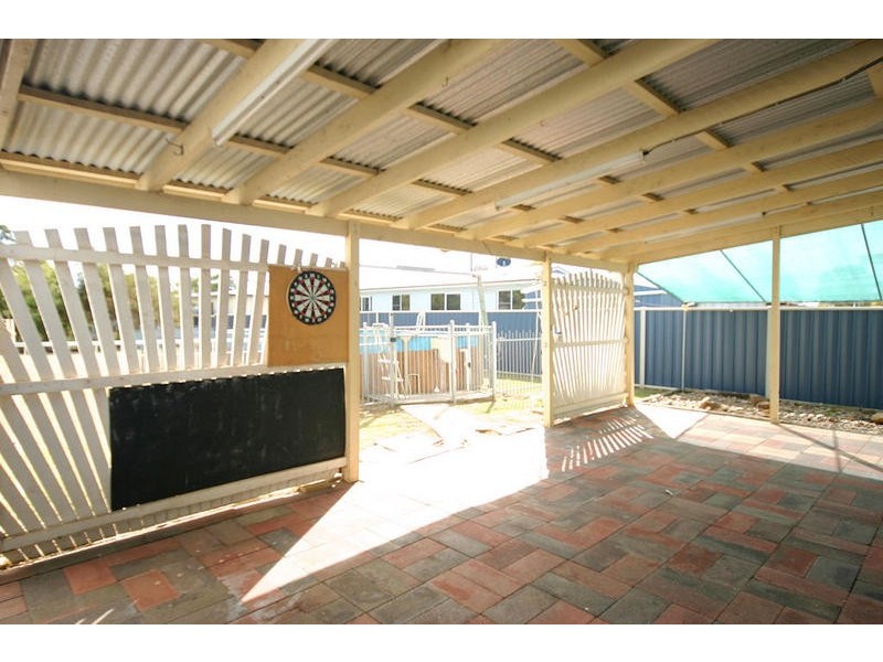 4 Pratten Street, Dalby QLD 4405