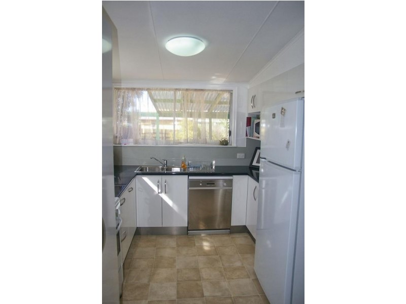4 Fortescue Street, Dalby QLD 4405