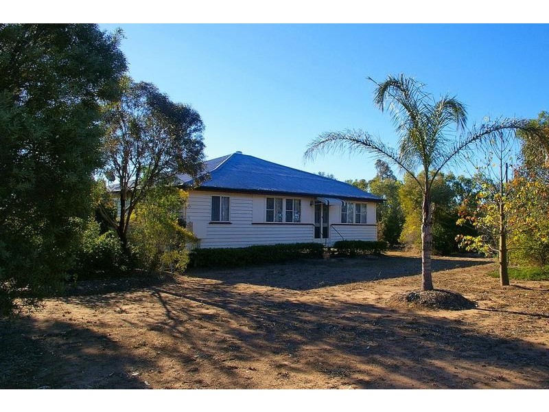 138 Springfield Drive, Dalby QLD 4405