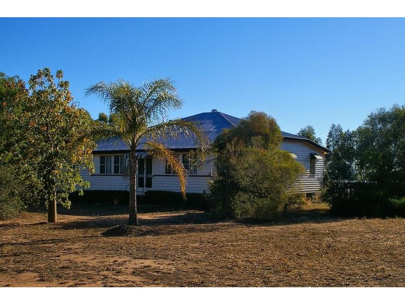 138 Springfield Drive, Dalby QLD 4405